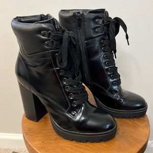 Women’s Heeled Boot